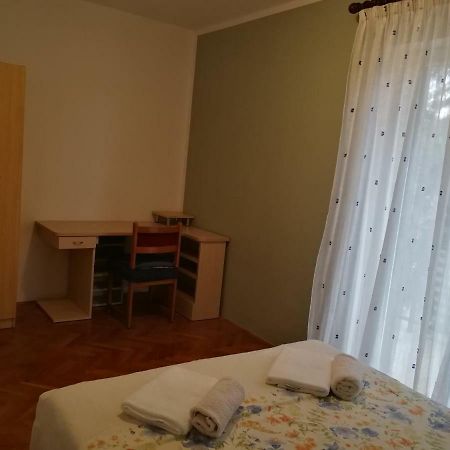 Apartment Violeta 1 Funtana Εξωτερικό φωτογραφία